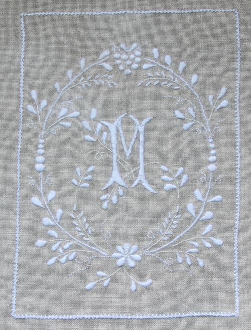 SAL cahier de broderie, broderie blanche