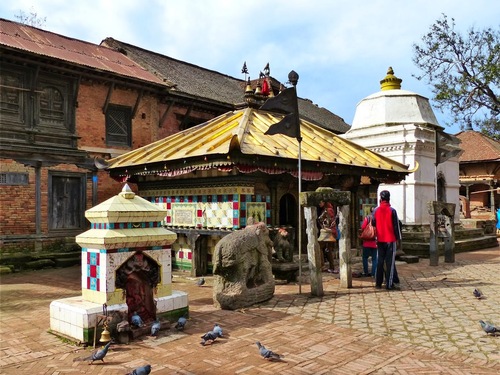 une jolie petite place près de Durbar square;