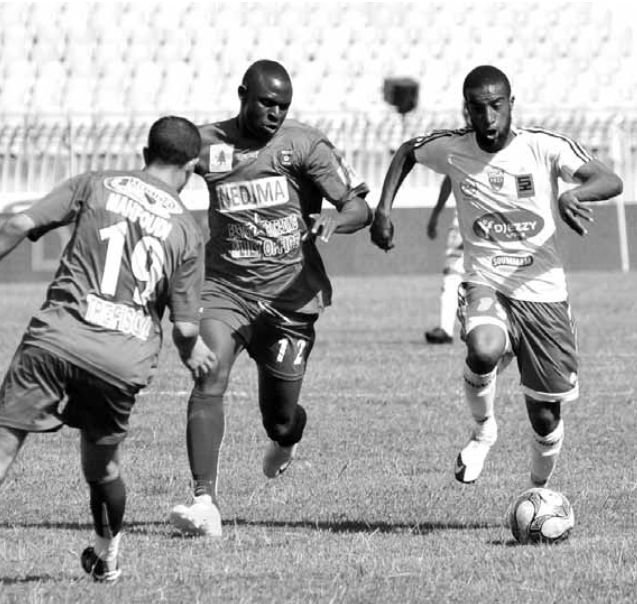 Mardi 25.5.2010 Stade du 5 Juillet 1962  MCA-MC El Eulma 3-1