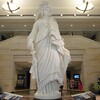 lâtre de la statue de la liberté en haut du dôme - Moule en pmSalle d'accueil - Capitol Washingto