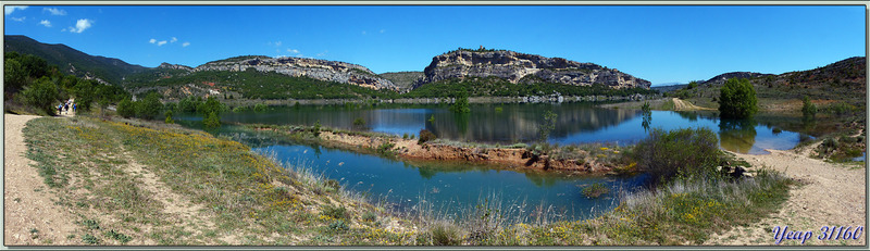 Randonnée au Congost de Mont-Rebei : panoramas sur la rivière Noguera Ribagorçana avant l'entrée dans le Congost (Gorge) - Aragon/Catalogne - Espagne