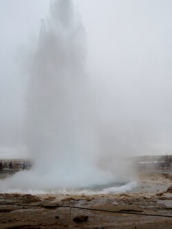 LE CERCLE D’OR : GULLFOSS & GEYSIR