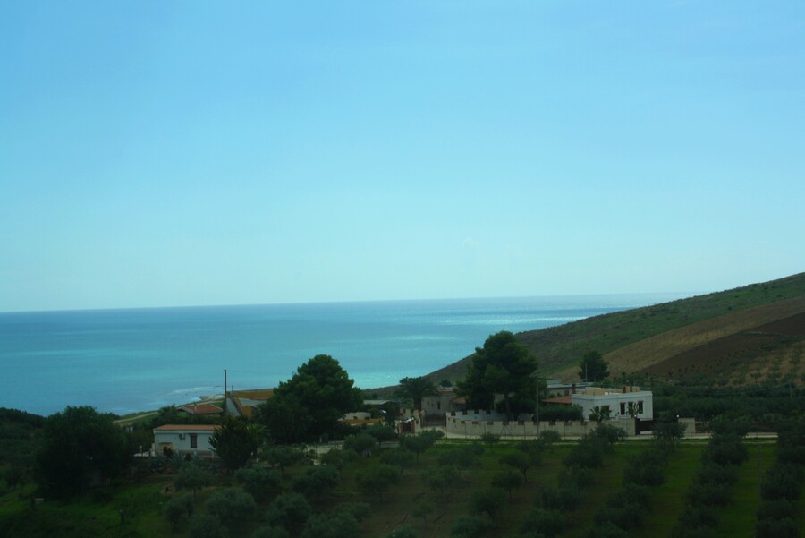 La Sicile paysage : En allant vers la vallée des temples.