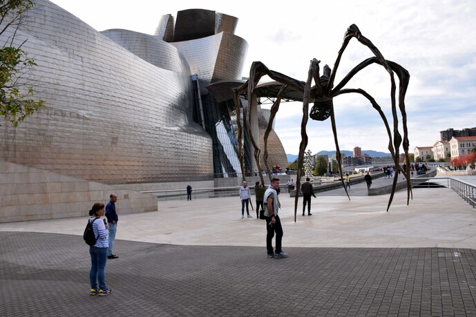 J49 - Bilbao - Musée Guggenheim - L'araignée Maman de Louise Bourgeois