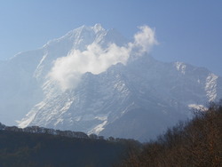 Le Thamserku (6618m)