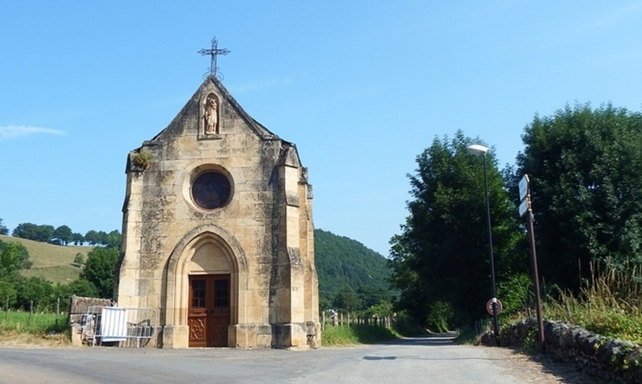 Saint Eulalie d'Olt en Aveyron