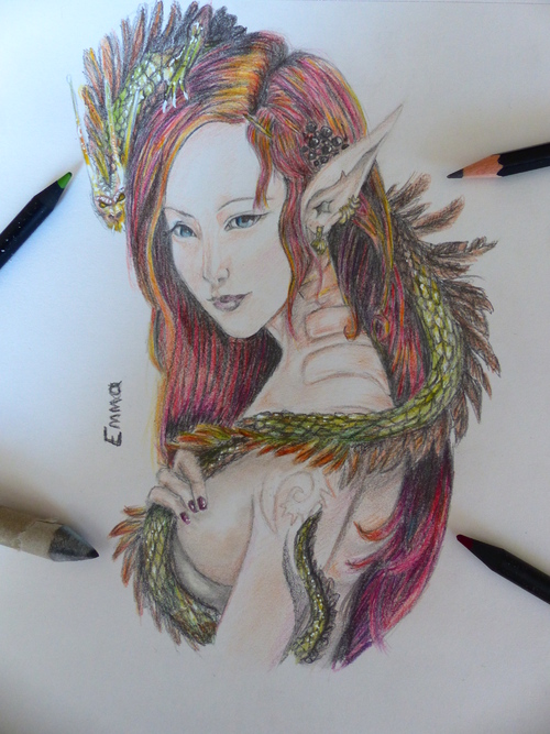 Une elfe et son dragon - Crayons de couleur, crayon de papier B et HB, et posca blanc