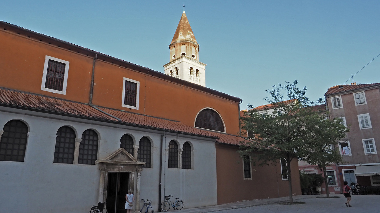 dans les rues de Zadar, une charmante église 20/1