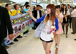 Les Berryz Kobo Sont En Thailande!!