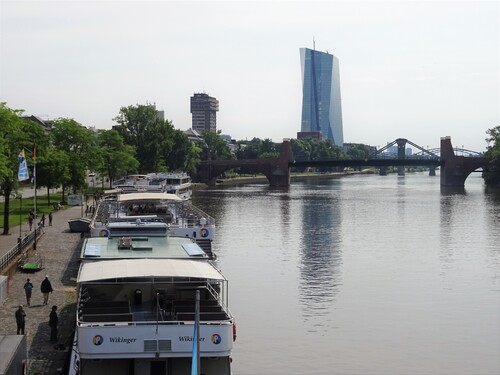 Le long du Main à Francfort en Allemagne (photos)