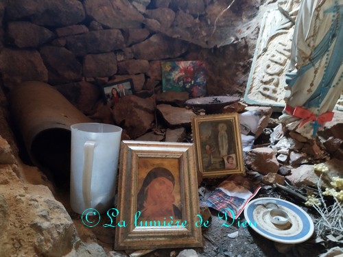 Saint Raphaël, la grotte saint Honorat (Sainte Baume)