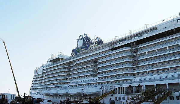 NORWEGIAN EPIC 006