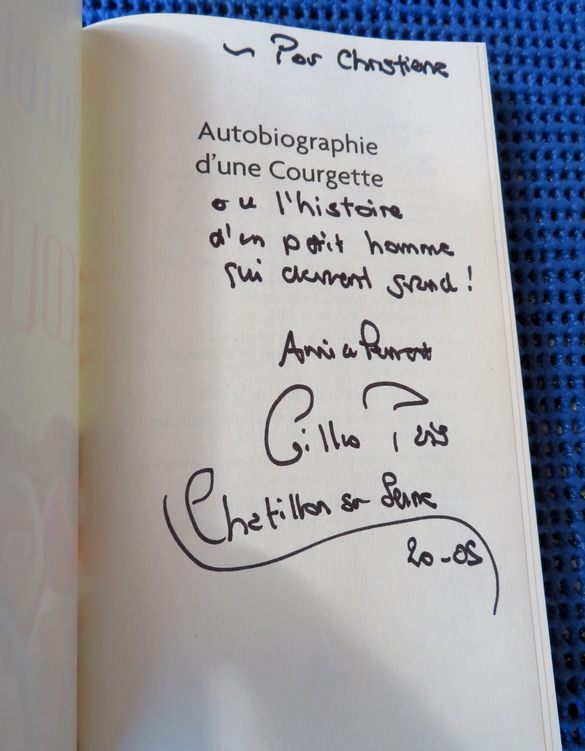 Gilles Paris, l'auteur de "Autobiographie d'une courgette" a dédicacé ses ouvrages à la médiathèque de Châtillon sur Seine...