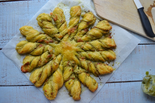 Tarte soleil feuilletée au pesto