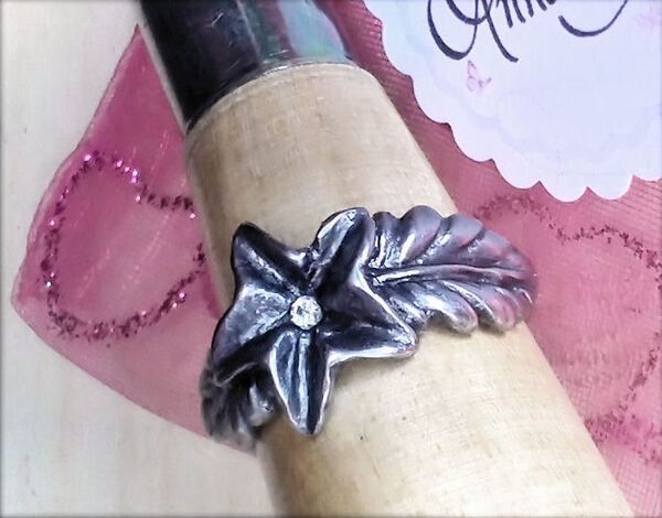 bague fleur et zircon