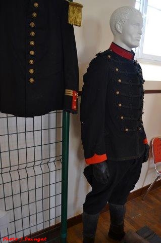 Une exposition de matériel militaire à Bissey la Côte