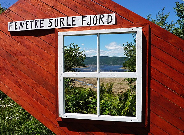 Fenêtre sur le fjord b