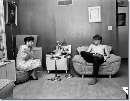 photo elvis  -Barbara Hearn 