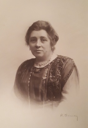 Adele Pelissier