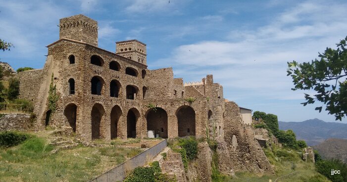 L'ermitage San Pere de Rodes en Catalogne (juillet 2015)