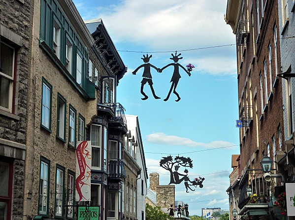 Québec quartier Petit Champlain décos rue