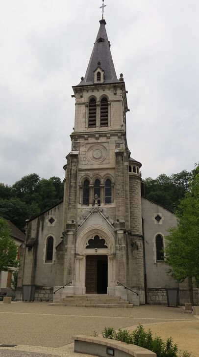 Church Saint-François-de-Sales in Seyssel Ain 01.JPG