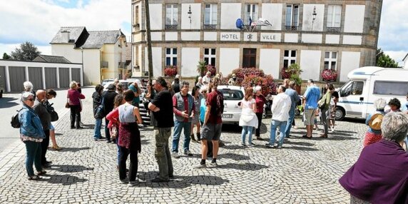 Le rassemblement était organisé devant la mairie de Guémené-sur-Scorff ce mercredi.