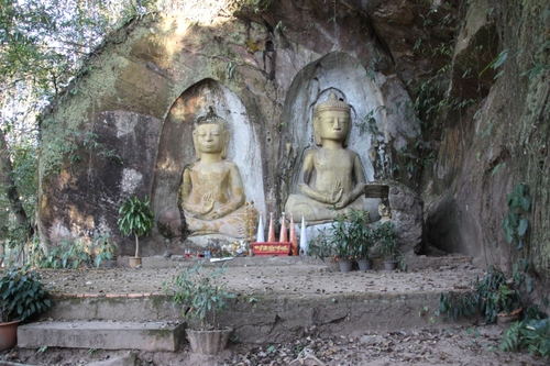 Les Bouddhas de Vang Xang