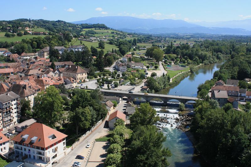 Saint-Genix-sur-Guiers (Savoie)