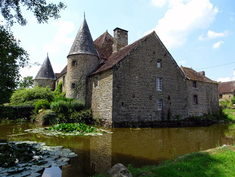 LES REMPARTS DE SAINTE-CROIX-S/ORNE (Orne)