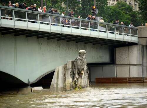 Qui est le Zouave du Pont de l'Alma ? 