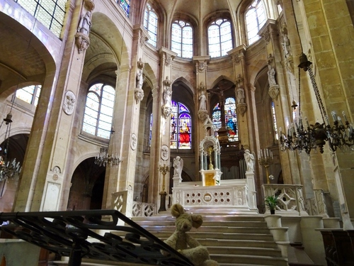 Ce n'est pas la tournée des grands ducs, mais celle d'églises!