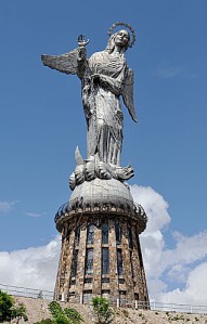 381px-Virgen_de_Quito_02.jpg