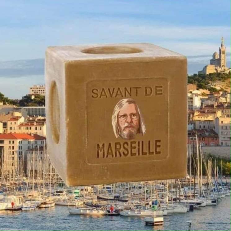 Lavez vous les mains au savon de Marseille - entre sel et mer