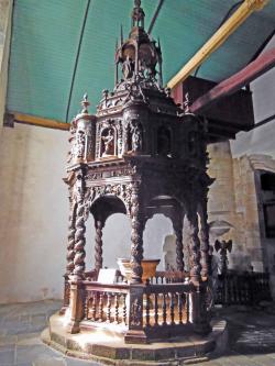 L'enclos paroissial de GUIMILIAU...