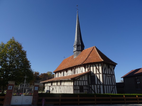 L'église à pans de bois de l'Exaltation de la Sainte Croix,à Bailly le Franc (Aube)
