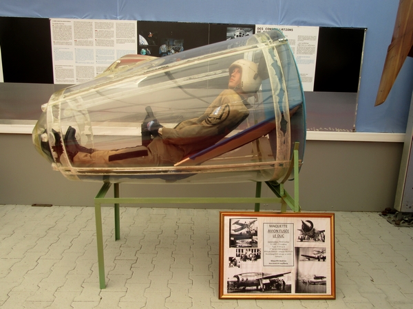 Le musée de l'aviation à Savigny les Beaune, avec la FNATH....