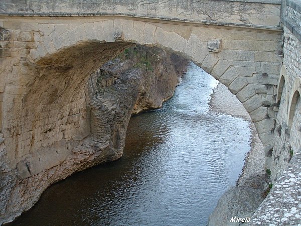 L'Ouvèze sous le Pont-Romain