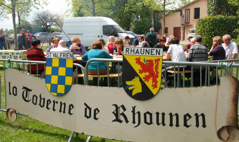Journée de l'Europe à St Valérien : la taverne de Rhaunen