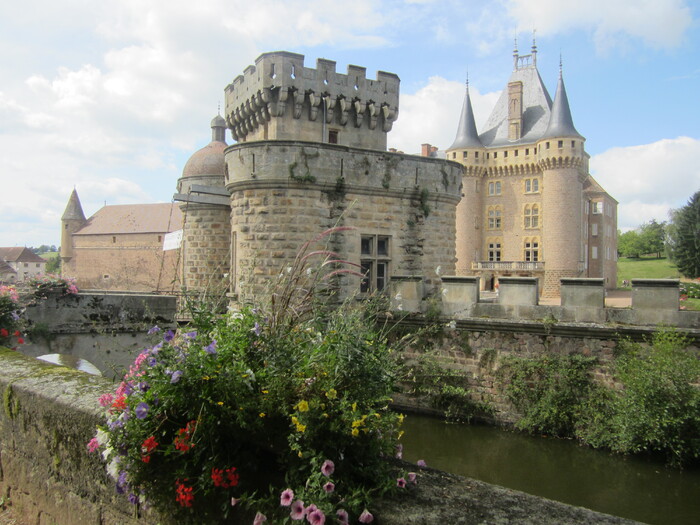 Le château de la Clayette.