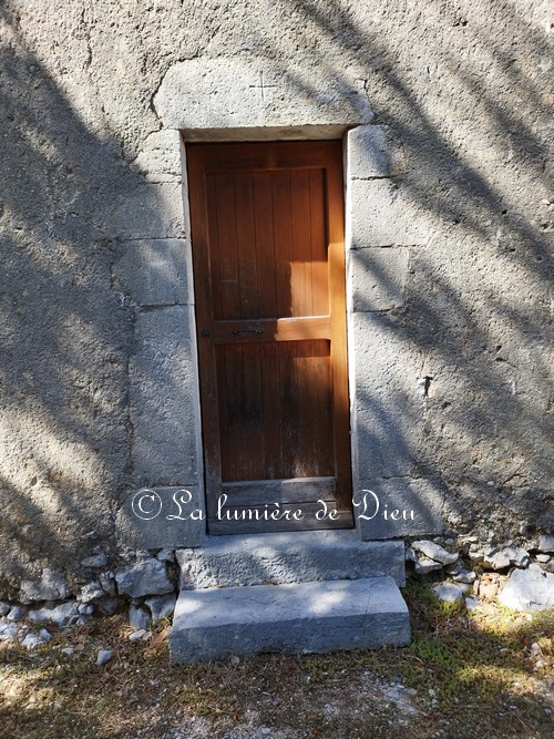 Mons (Var), la chapelle Notre-Dame de la Pitié