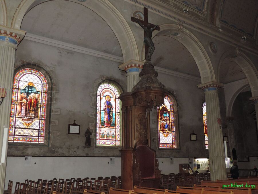 l'église Saint Vivien à Saintes -4