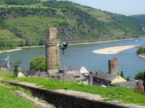 Le çâteau de Rheinfelds et vues de la vallée du Rhin en Allemagne (photos)