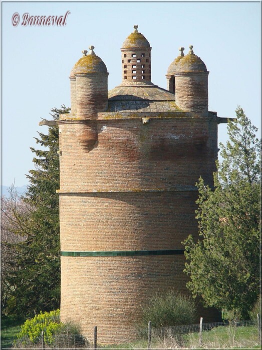  Pigeonnier du Château de Bouyssou Cintegabelle Haute-Garonne Midi-Pyrénées