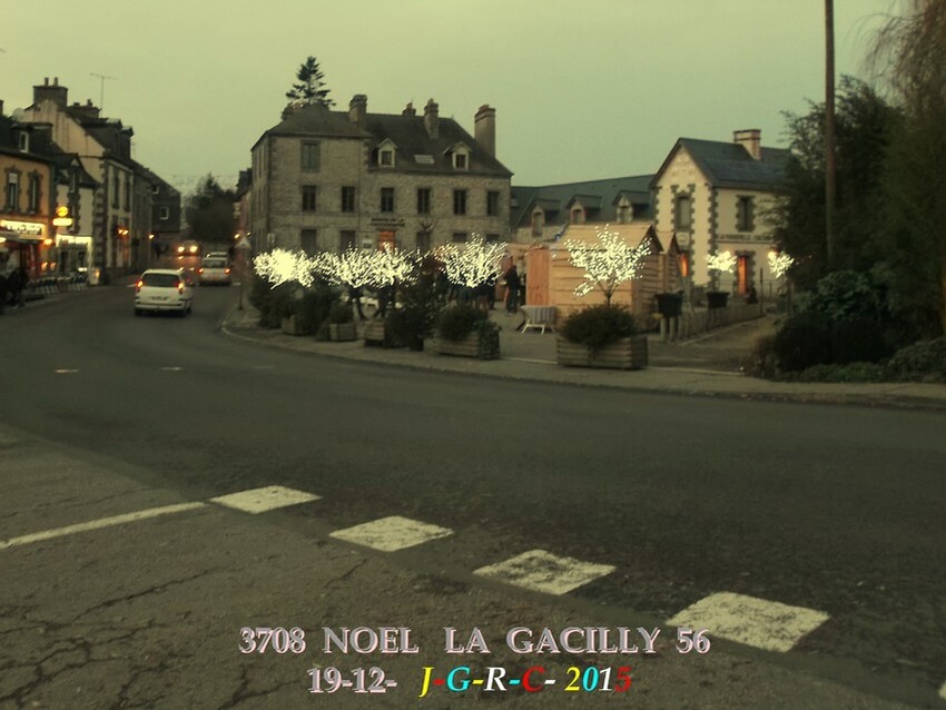 NOEL DÉCO  RÉTRO  LA GACILLY     D  19/12/2017  R