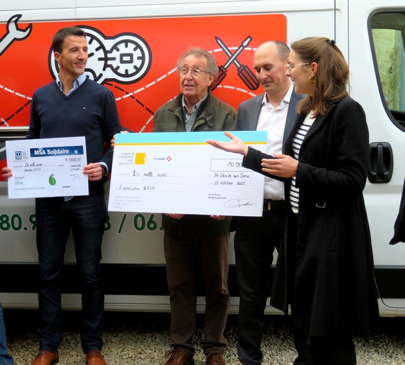 L'Association GREN a reçu des dons importants de la part de la MSA et de Vinci  pour l'aménagement du camion-garage solidaire