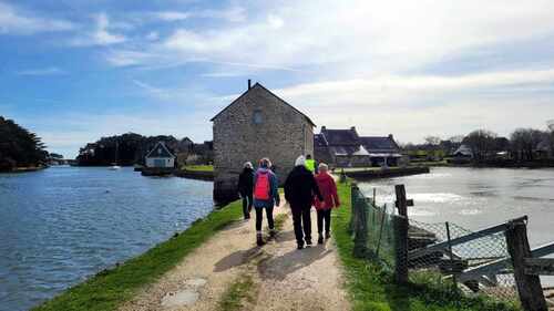 Rando à La trinité sur Mer le 07 03 2024 .16 randonneurs ont marché 9km 