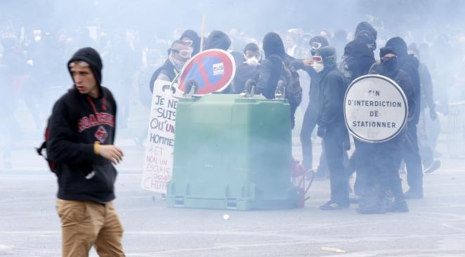 Loi Travail : la préfecture de Paris veut "un rassemblement statique"