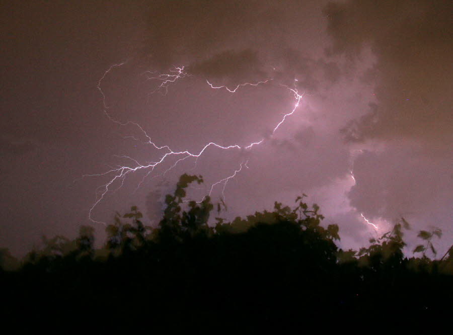 La nuit s'annonce orageuse sur le Sud-Est de la France. Archives le DL / Norbert FALCO