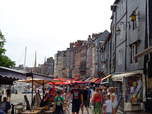 Autour du Vieux port de Honfleur en Normandie (photos)